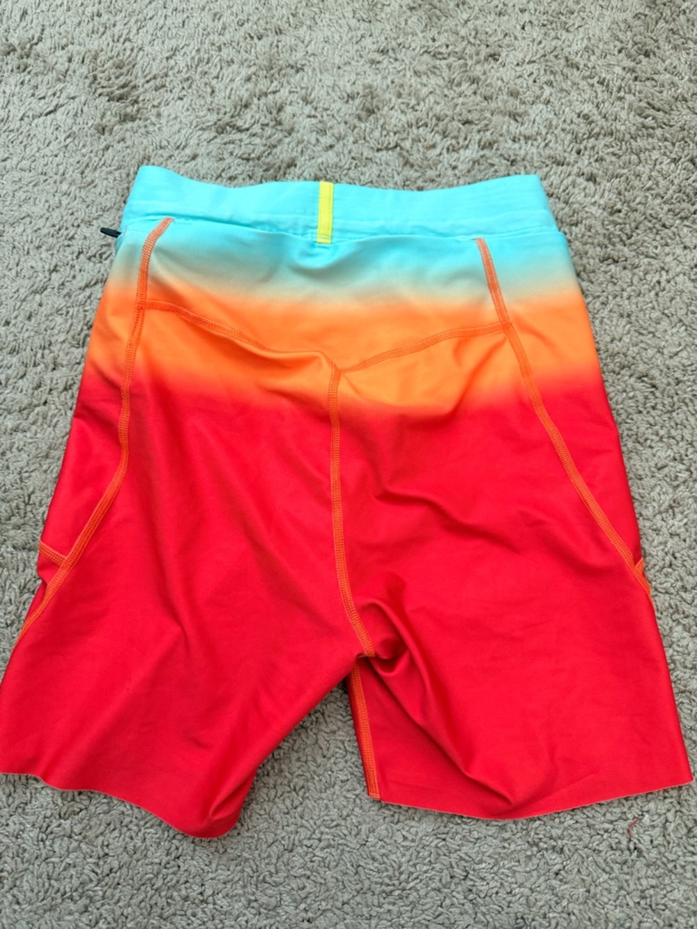 Hoka Novafly 6” Knit Running Shorts Red to Aqua Gradient - Picture 4 of 7